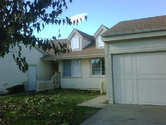 131 Bryson Dr photo 1