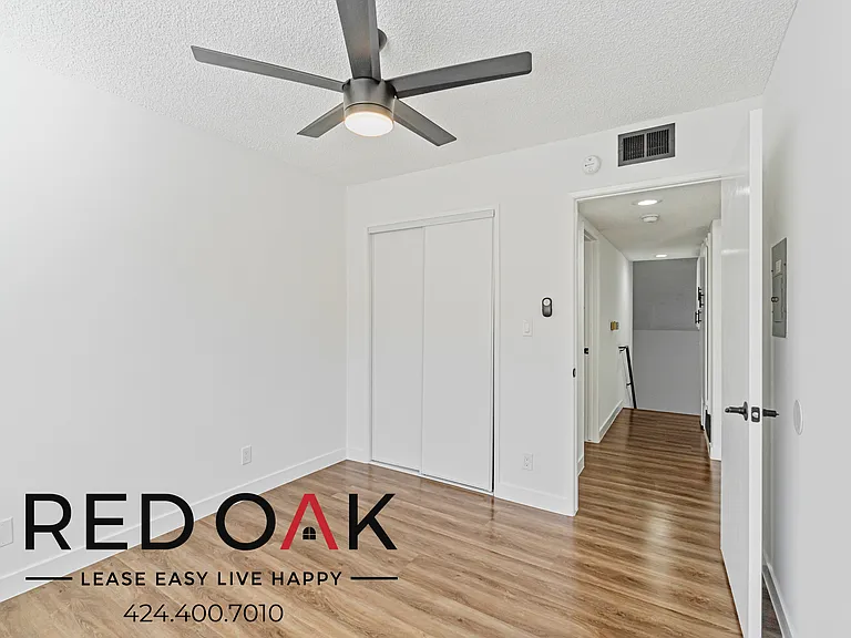 1214 W Gardena Blvd #6 — Photo 17