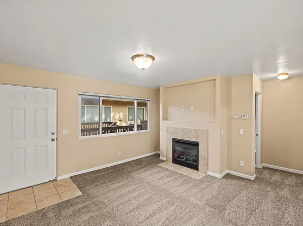 The Garden Apartments, 2000 David Ave #84d362656, Monterey, CA 93940
