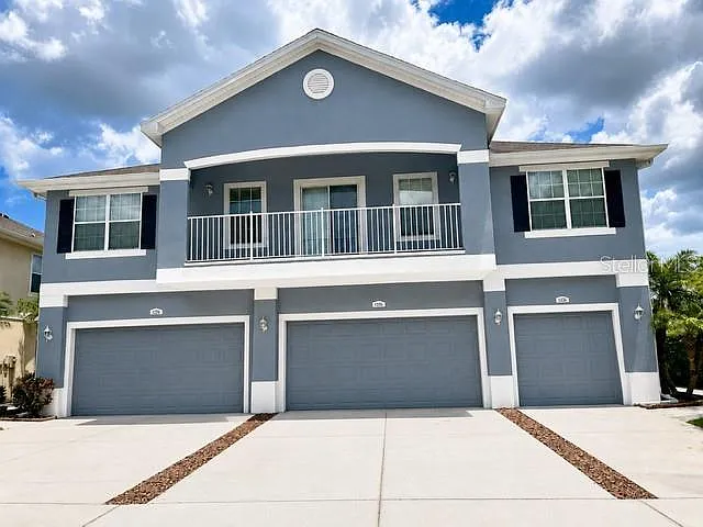 8427 Blue Rock Dr