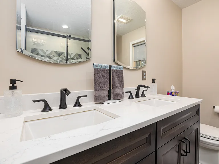 602 Sycamore Rd — Photo 27