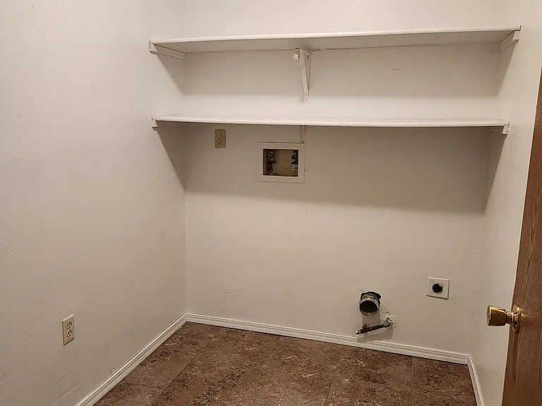 214 W Castillo Ave — Photo 5