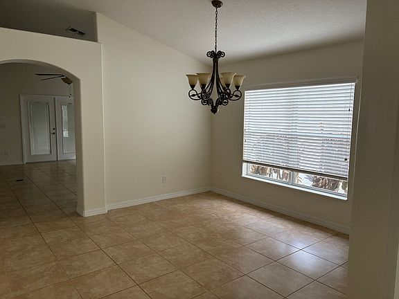 4th image of 1580 Song Sparrow Ct