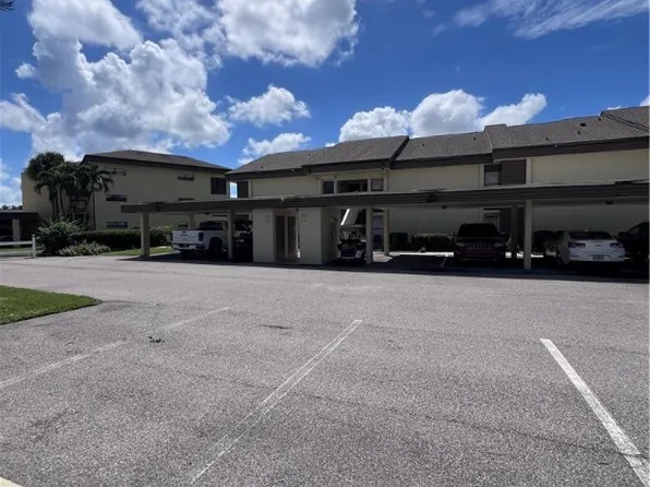 5790 Trailwinds Dr APT 111, Fort Myers, FL 33907