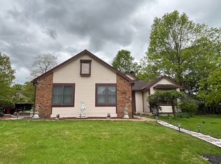 11 Valley Ln, Mountain Top, PA 18707