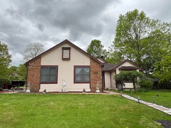 11 Valley Ln, Mountain Top, PA 18707