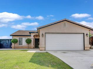 3203 Meadow Ridge Ave, Bakersfield, CA 93308