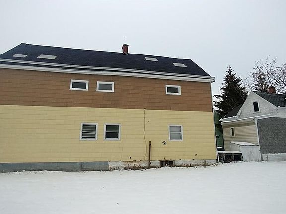 5th image of 125 Krupp Ave