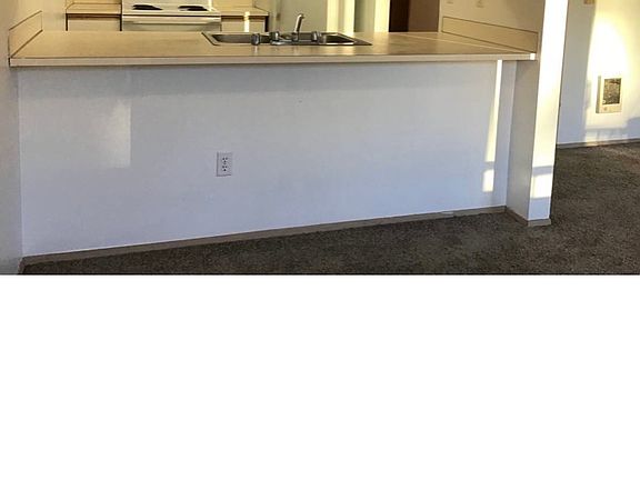 5th image of 12520 Greenwood Ave N APT 202