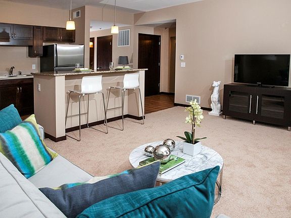4th image of 3550 E 46th St APT 100