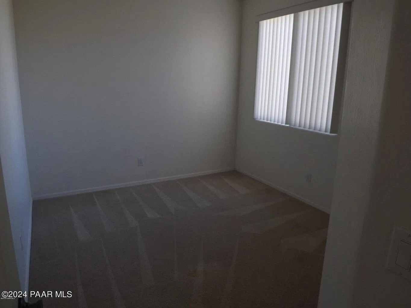 3 bed, 2.0 bath, 1531 sqft, $1,994 — Photo 2