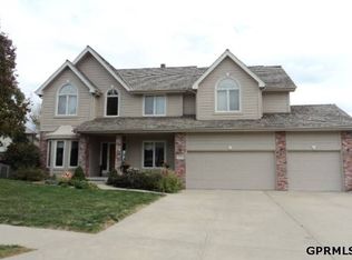 5723 S 173rd St, Omaha, NE 68135