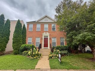 6004 Abernethy Ln, Gainesville, VA 20155