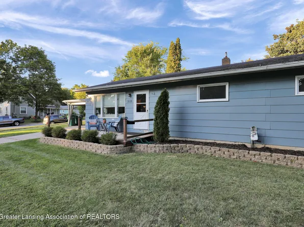 322 W Front St, Grand Ledge, MI 48837