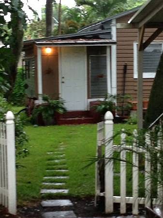 2nd image of 735 NE 118th St