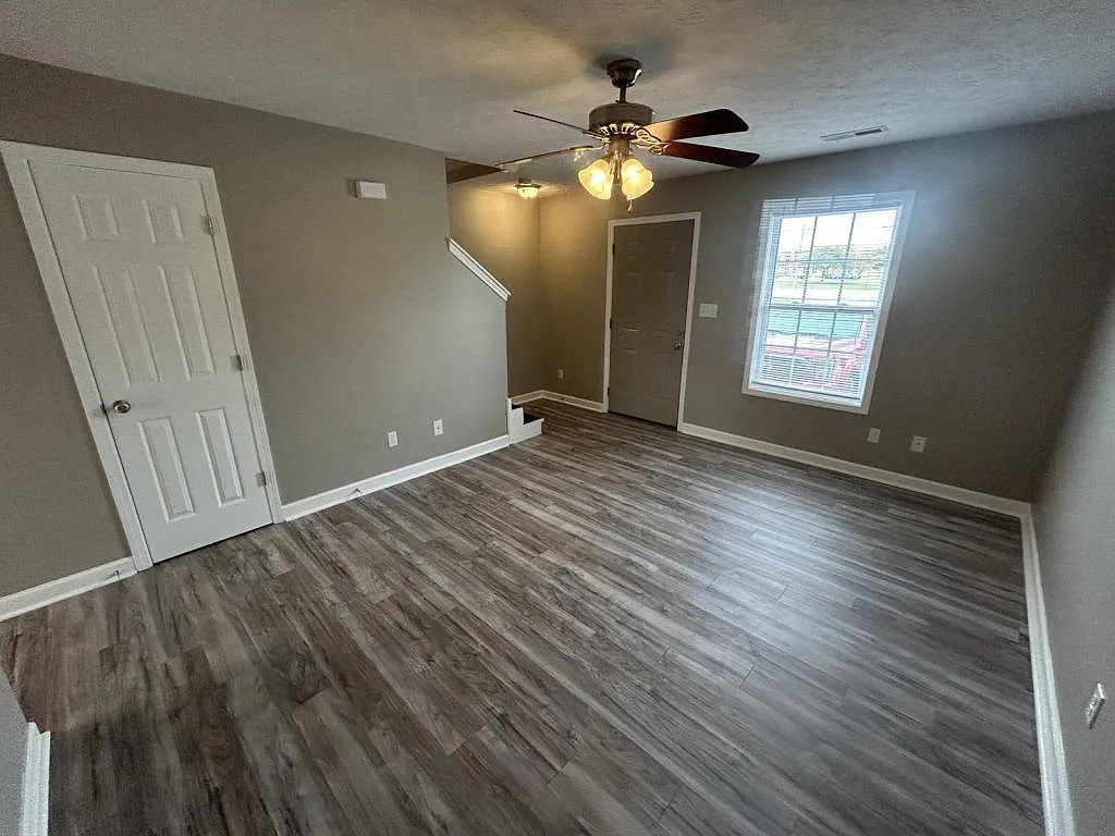 125 Bon Aire Avenue — Photo 4