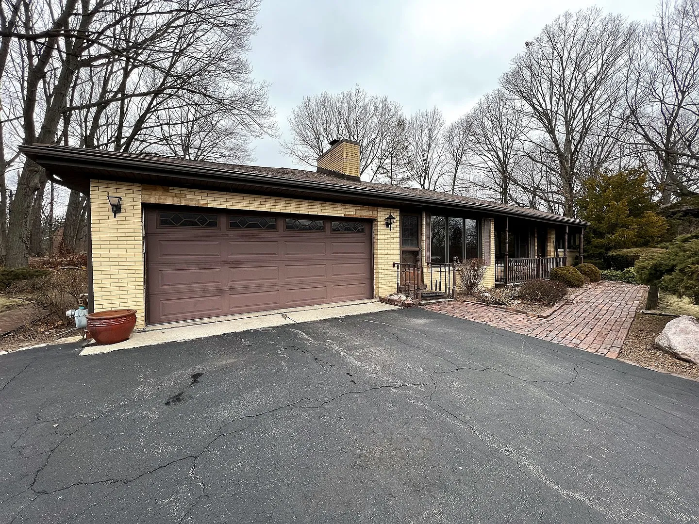 58 N Woodland Trl photo 1