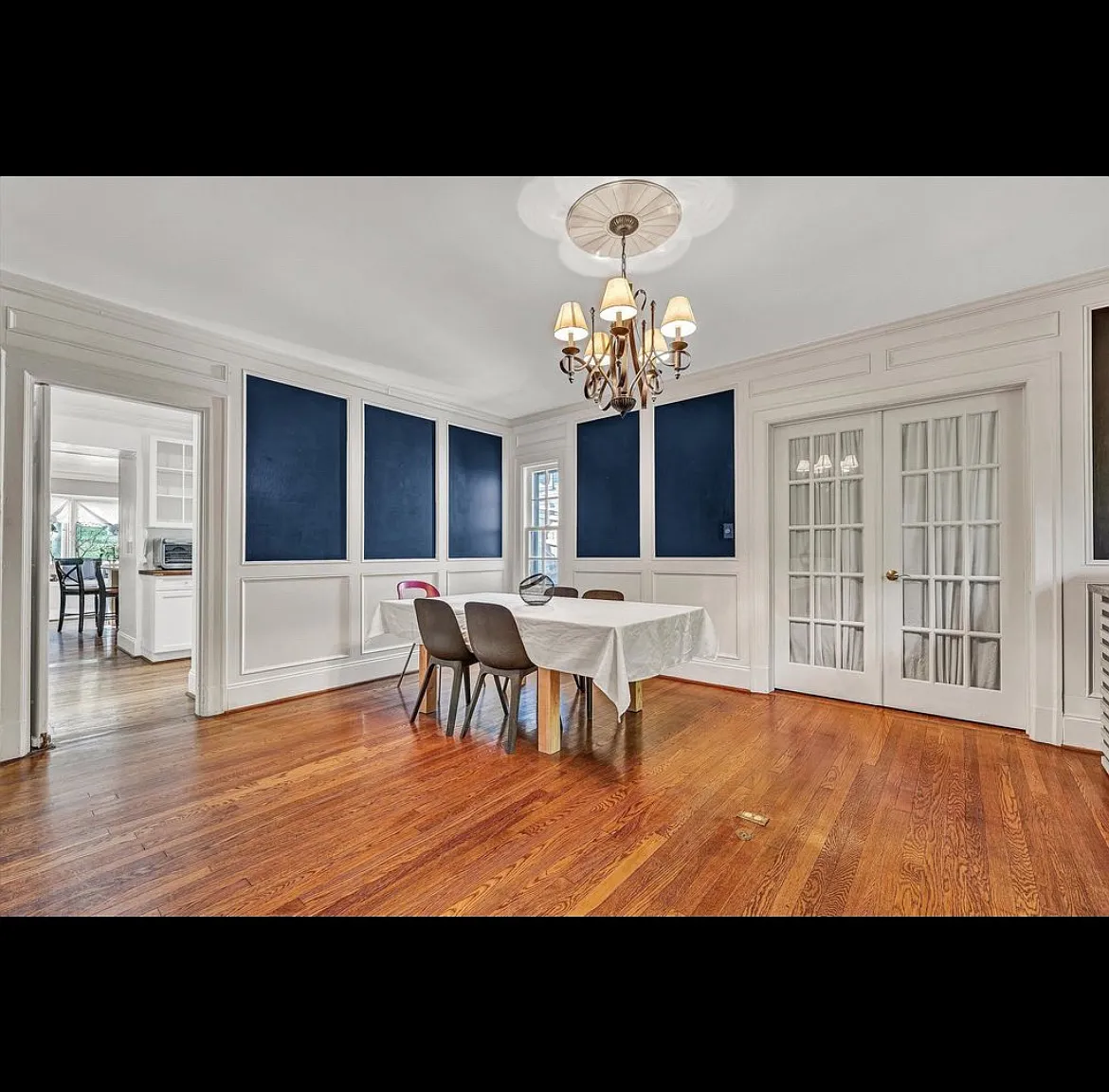 4 bed, 3229 sqft, $2,800 — Photo 3