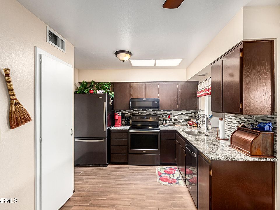 1st image of 10870 W SANTA FE Drive