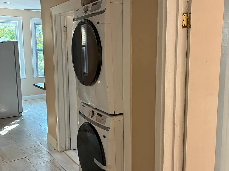 205 Winfield Ave #2 — Photo 17