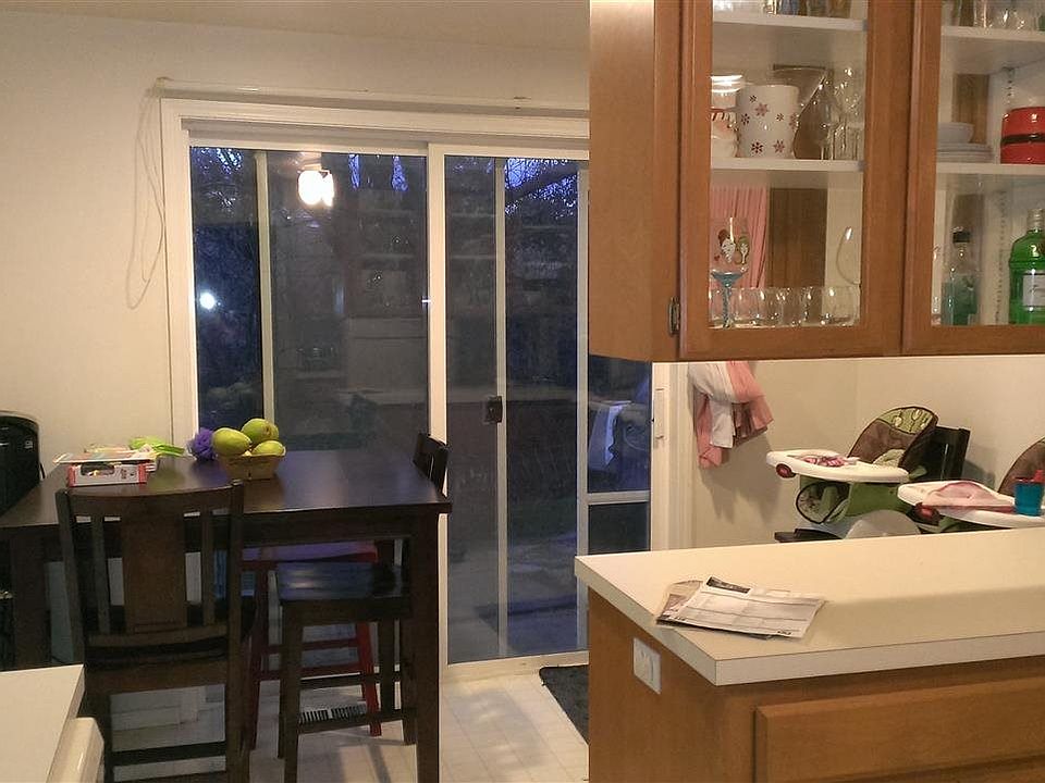 2nd image of 2205 Morrow Ct NW