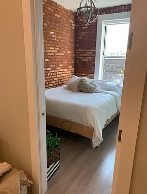 Rented by The Hamilton Group | media 20