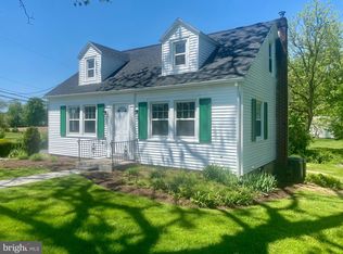 3305 Roundtop Rd, Elizabethtown, PA 17022