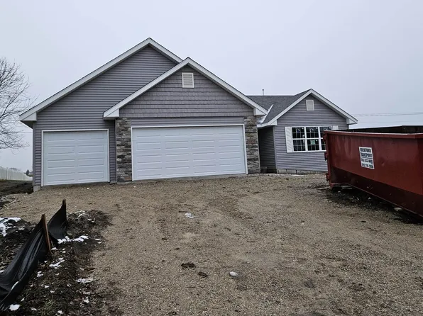 5030 Keri Dr, Loves Park, IL 61111