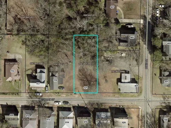 121 Degroat St, Lagrange, GA 30241
