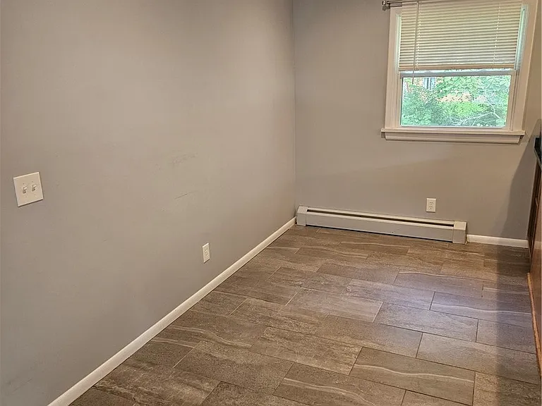 80 David Ave — Photo 13