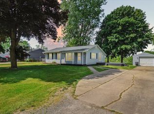 2650 Lucerne Dr, Jackson, MI 49201