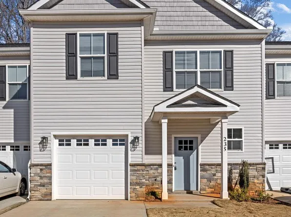 235 Marshland Ln, Greer, SC 29650