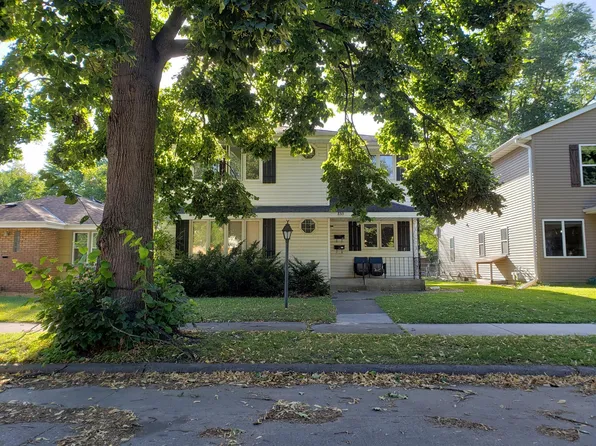 855 23rd Ave SE, Minneapolis, MN 55414