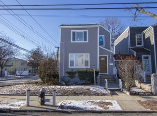 13860 232nd St #1, Laurelton, NY 11413