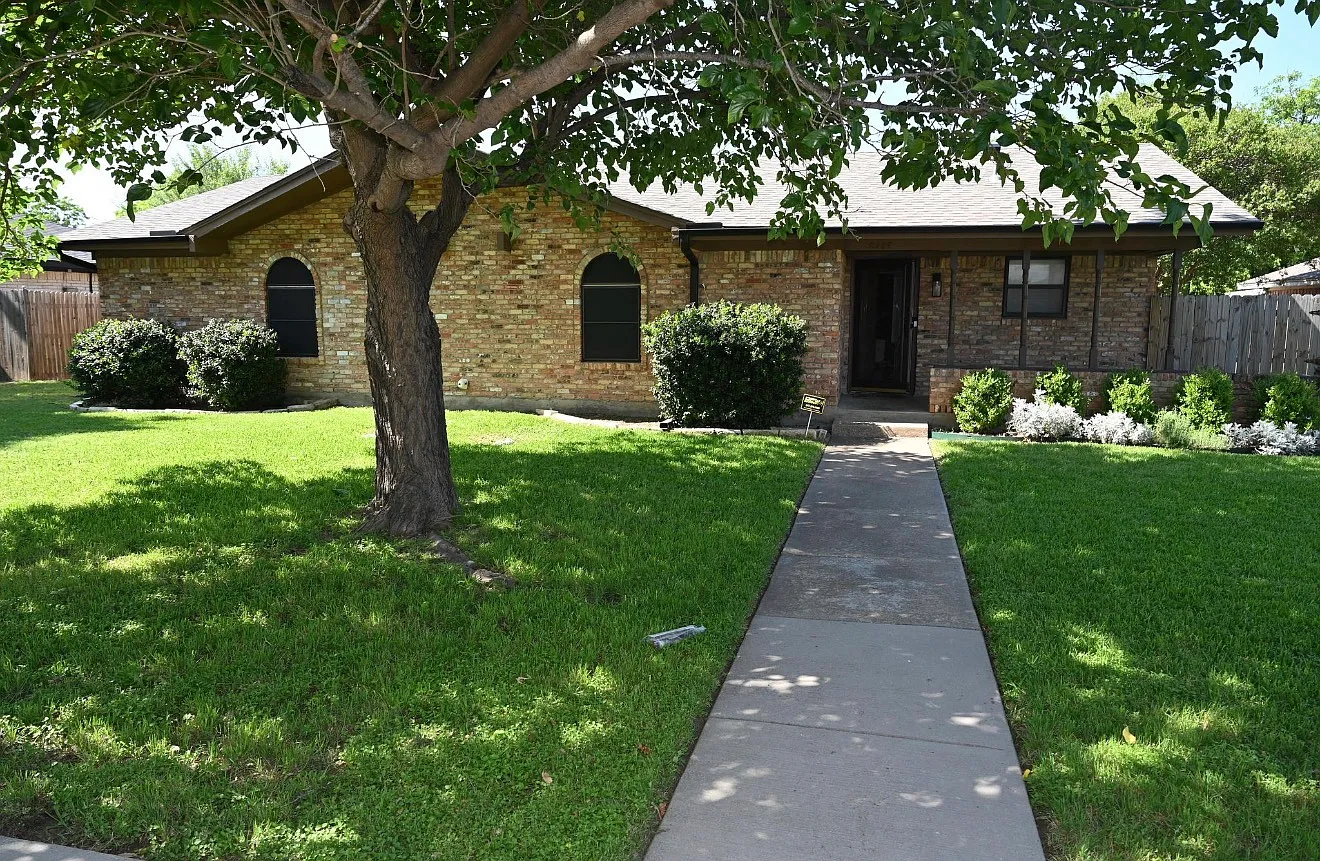 3 bed, 1590 sqft, $2,600 — Photo 2