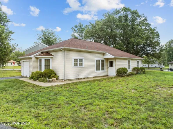 7 Cottonwood Drive, Barnegat, NJ 08005