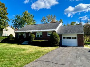 1255 Midline Rd, Amsterdam, NY 12010
