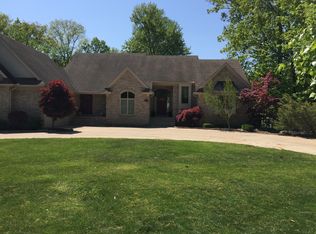 22138 Meridian Rd, Grosse Ile, MI 48138