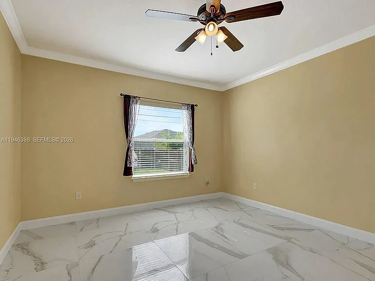 1018 SW Eckard Ave — Photo 22