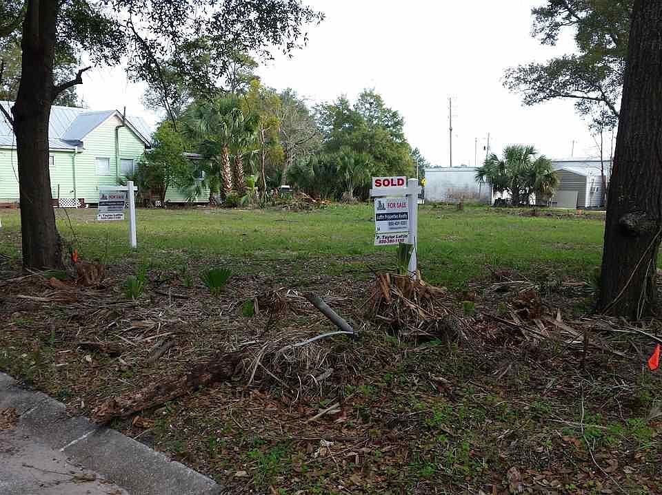 1st image of 737 W Zarragossa St
