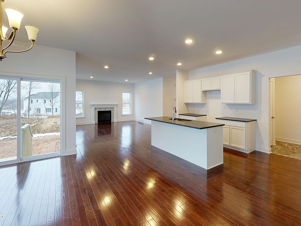 L34 Mallory Way, Ballston Lake, NY 12019 MLS 202318958 Zillow