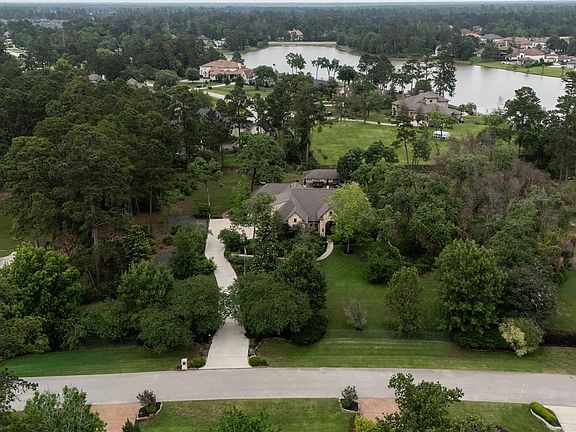 3rd image of 4423 Silver Jade Dr