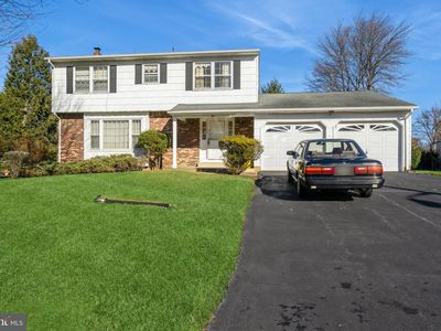 68 Colleen Cir, Ewing, NJ, 08638