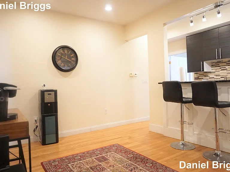 1801 Beacon St #4 — Photo 3