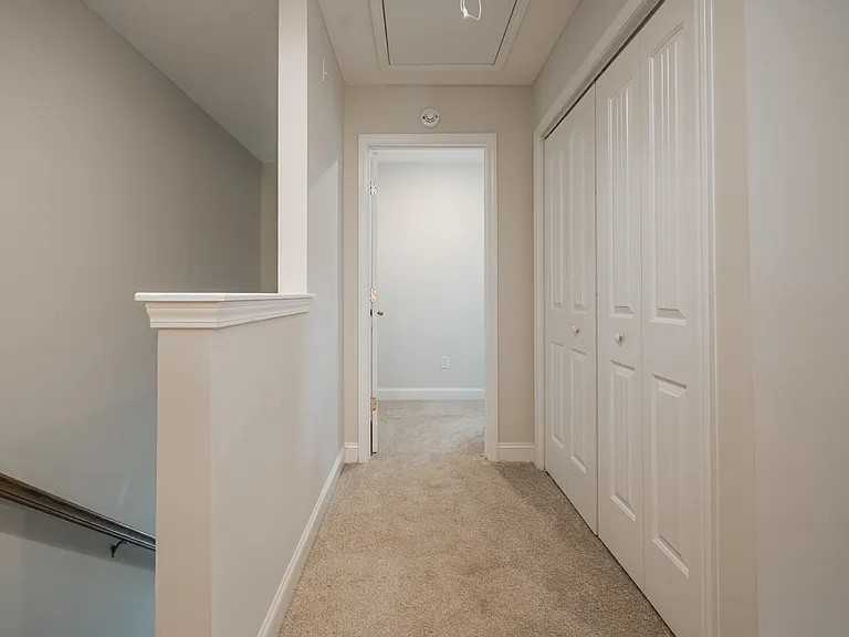 890 Grayson Ave — Photo 28
