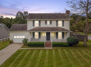 289 Raintree Rd, Jacksonville, NC 28540