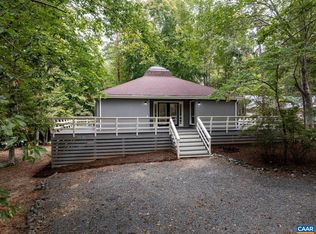 5 Whinchat Ln, Palmyra, VA 22963