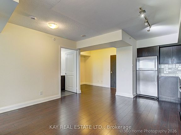 5th image of 3520 Danforth Ave Unit 612