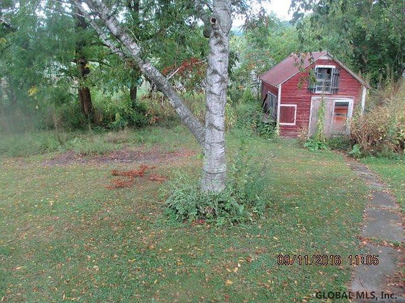 4th image of 1561 CLAUVERWIE Street
