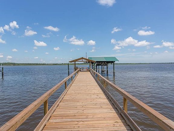 5th image of 1652 Blythe Island Dr
